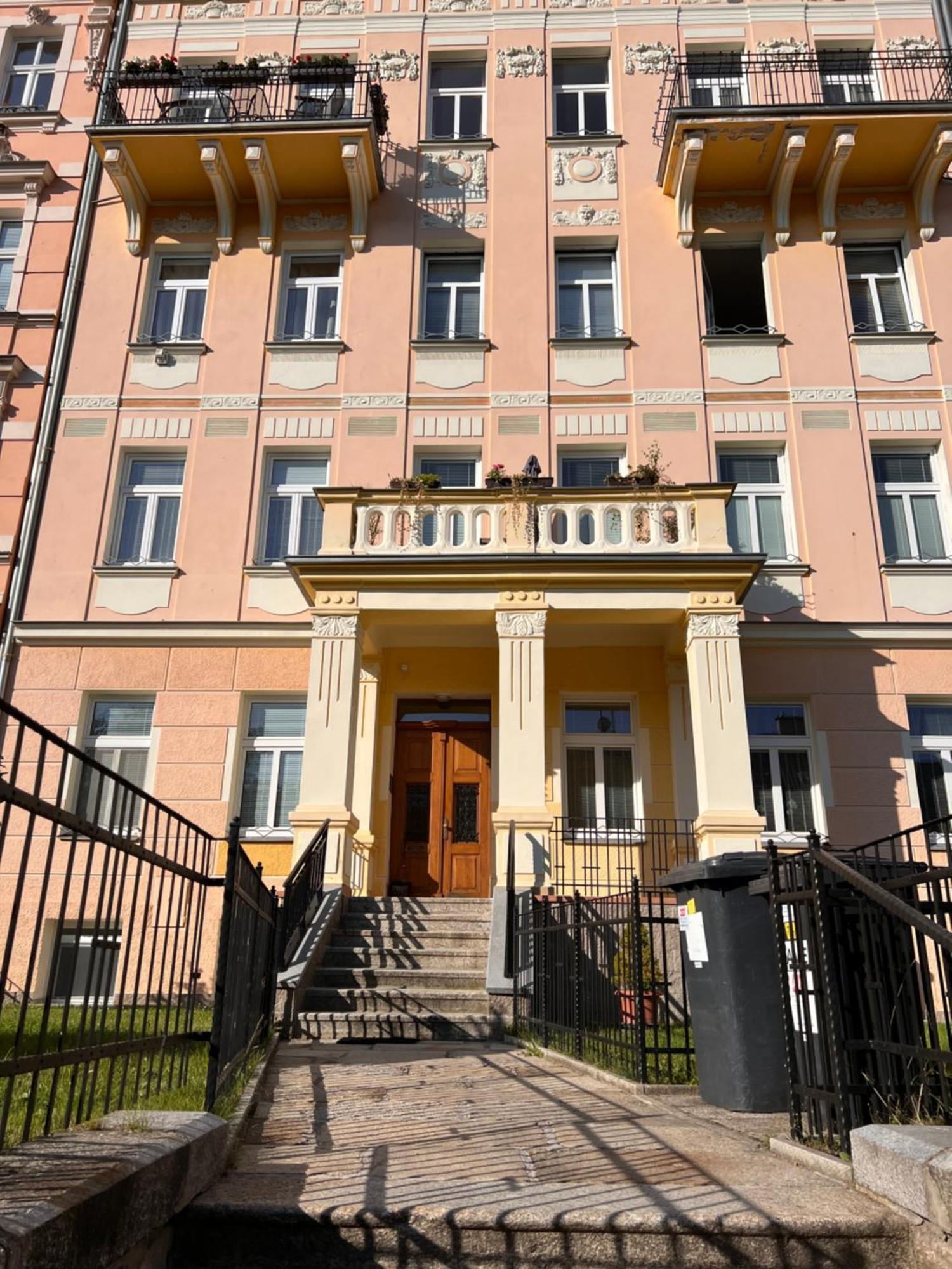 Jurincom Apartments Na Vyhlidce Karlowe Wary Zewnętrze zdjęcie
